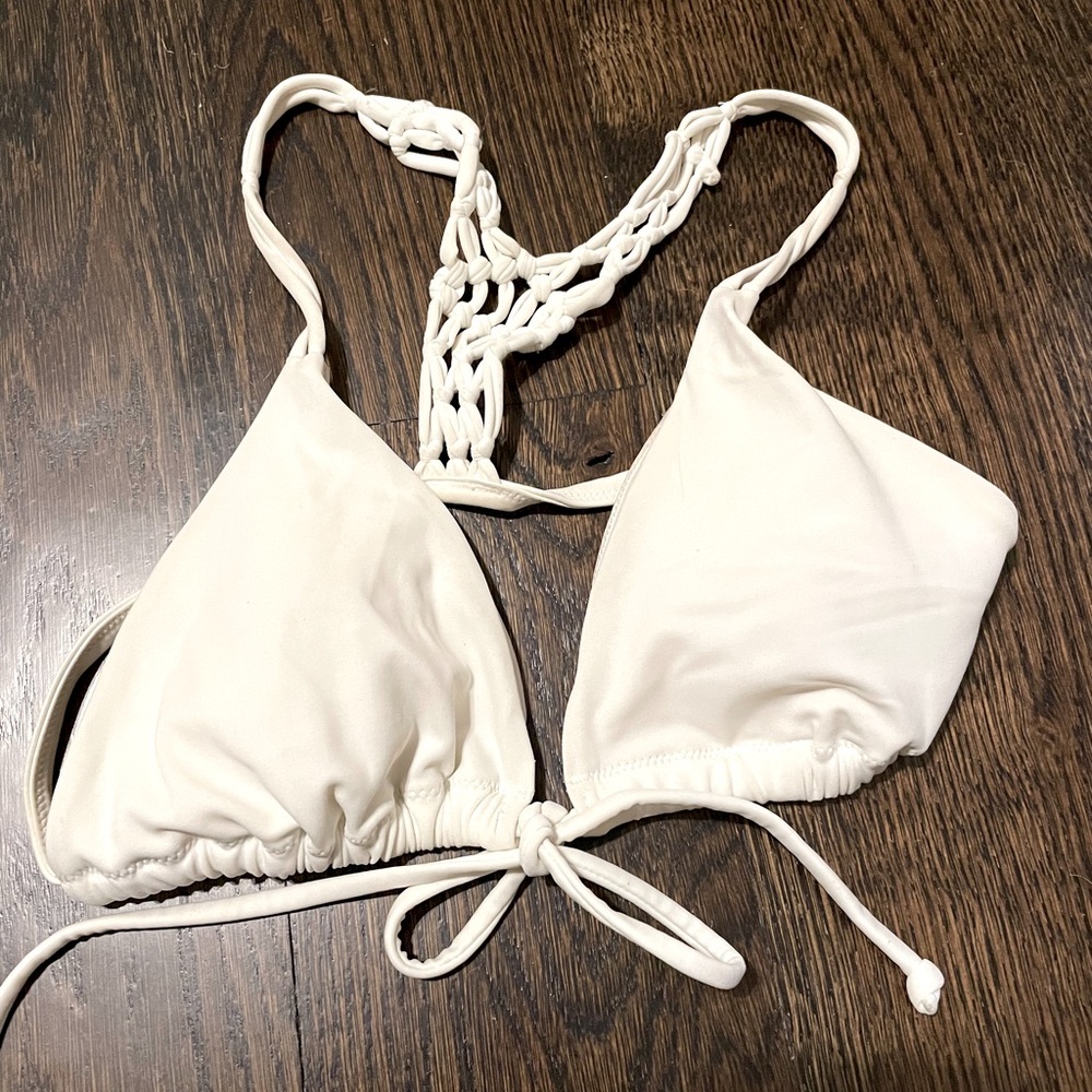 Victoria’s Secret Bikini Top Macrame White Size M